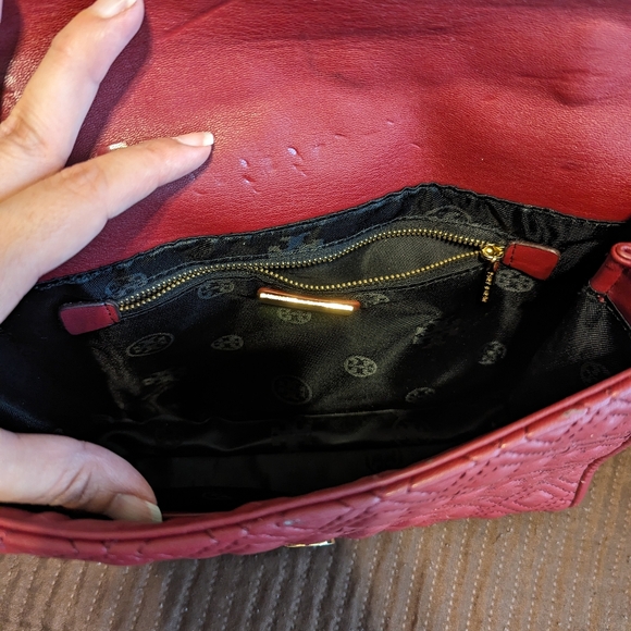 Purse - Picture 2 of 2